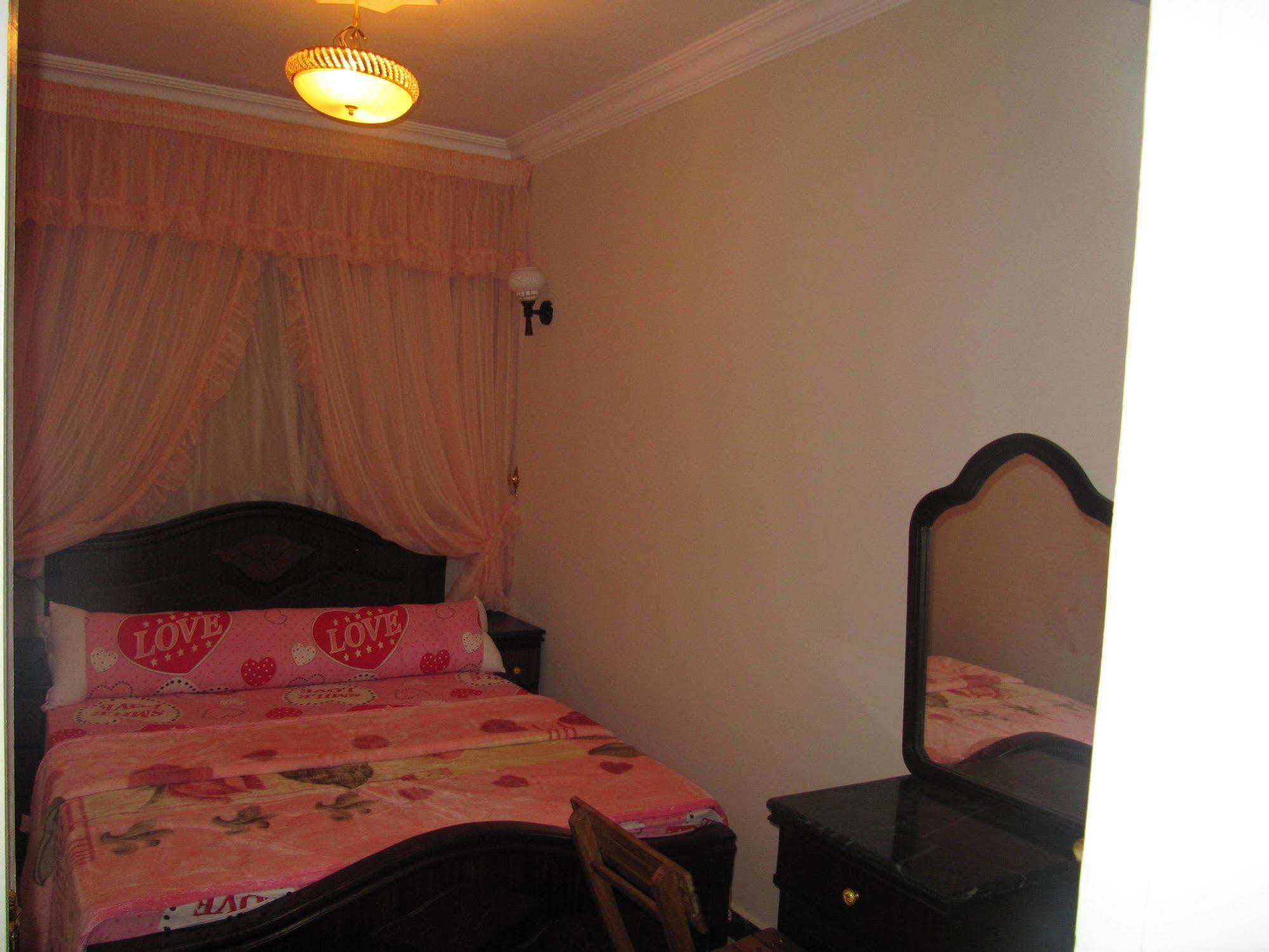 City Plaza Hostel القاهرة المظهر الخارجي الصورة